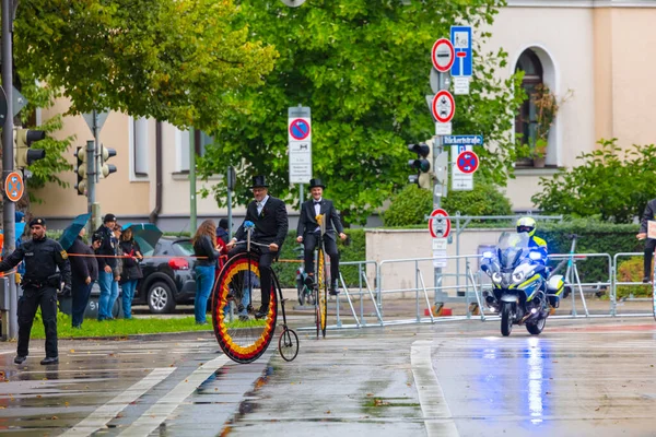 Germany Munich September 2022 Trachten Und Schtzenzug Oktoberfest 2022 Two — Stock Photo, Image