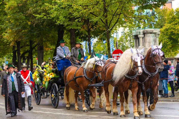 Траектория Und Schenfest 2022 После Двухлетней Паузы Чемпионате Германии Футболу — стоковое фото