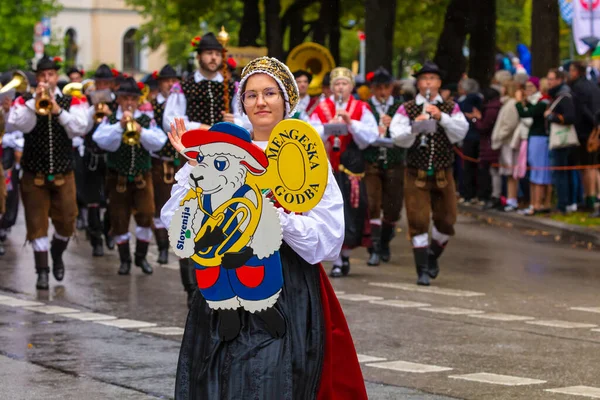 Trachten Und Schtzenzug Του Oktoberfest 2022 Μετά Από Δύο Χρόνια — Φωτογραφία Αρχείου