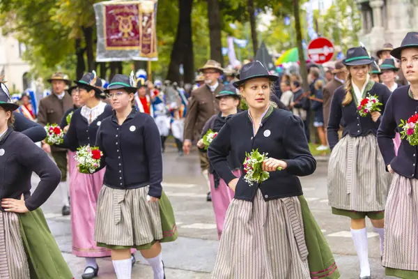 Trachten Und Schtzenzug Oktoberfest 2022 Two Years Covid Pause Munich — Stock Photo, Image