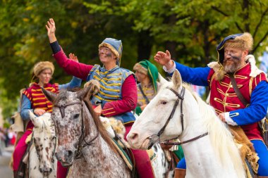 Ekim Festivali 'nin Trachten und Schtzenzug' u, Covid-19 'un Münih, Almanya' da geçirdiği iki yıldan sonra 2022 'de durdu.. 