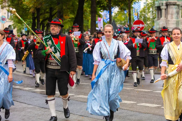 Trachten Und Schtzenzug Oktoberfestu 2022 Dvou Letech Covid Pauza Mnichově — Stock fotografie