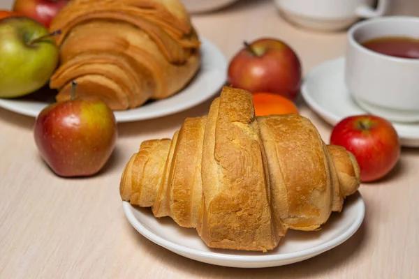 Leckeres Und Gesundes Frühstück Auf Einem Weißen Tisch Eine Tasse — Stockfoto