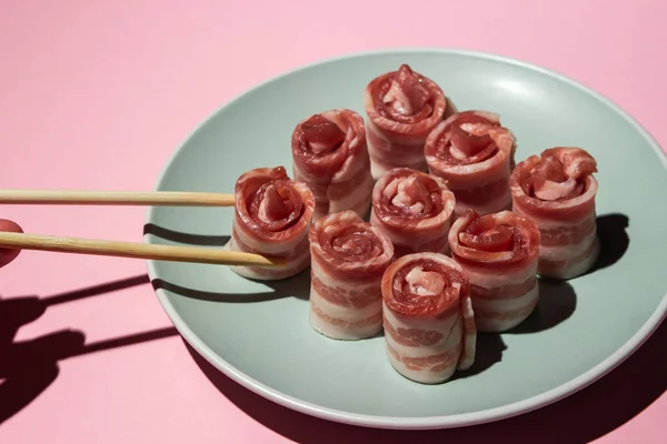 Bacon Pink Background Raw Bacon Plate Chinese Sticks Next Pieces — Stock Photo, Image