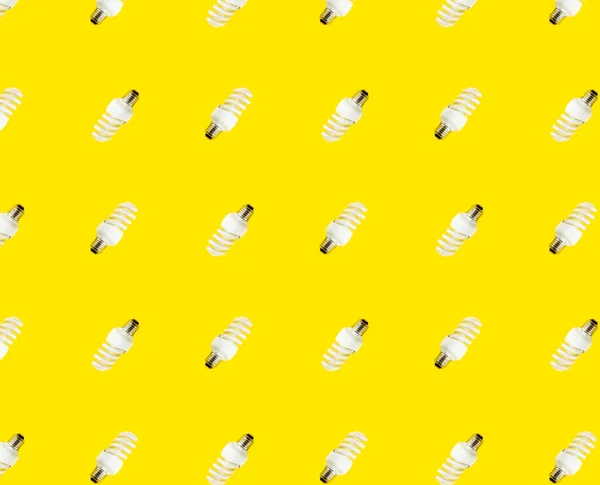 Das Konzept Der Energieeinsparung Nahtloses Muster Von Leuchtstofflampen Auf Gelbem — Stockfoto