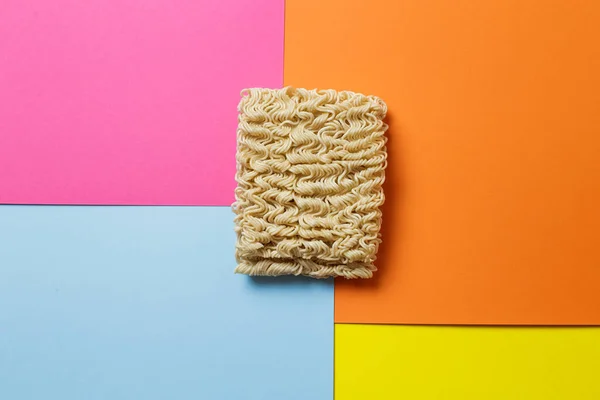 Raw Instant Noodles Colorful Background — ストック写真