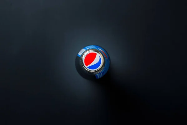 Zaporizhzhia Ukraine April 2022 Pepsi Cola Glass Bottle Cap Top — Stockfoto