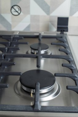 Modern gaz fırını manzaralı. Gaz ocağı ocakları. Çelik gaz fırını..