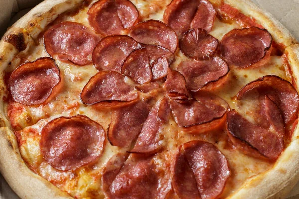 Pepperoni Pizza Közelről — Stock Fotó