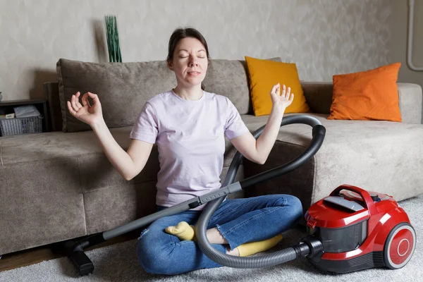 House Cleaning Concept Girl Sits Floor Vacuum Cleaner Girl Happy — Φωτογραφία Αρχείου