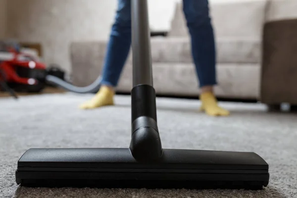 House Cleaning Concept Close Photo Girl Legs Vacuum Cleaner Brush — Fotografia de Stock