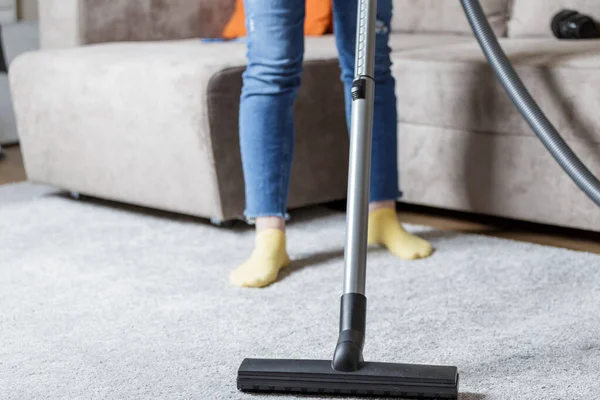 House Cleaning Concept Close Photo Girl Legs Vacuum Cleaner Brush — Φωτογραφία Αρχείου