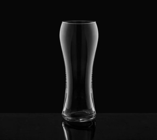 Verre Bière Isolé Sur Fond Noir — Photo