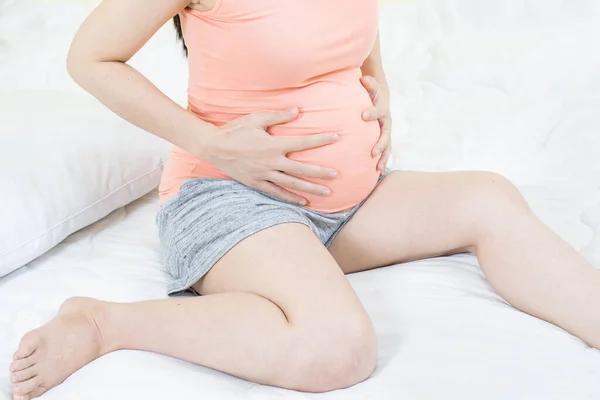 Rossz Érzés Koncepció Közelkép Terhes Szenved Gyomorfájás Fogalom Terhesség Anyaság — Stock Fotó
