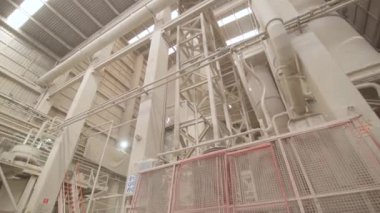 Geniş Açı İç Seramik Döşeme Fabrikası 