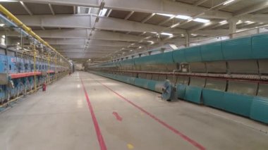 Turna Vuruşu Seramik Döşeme Tünel Fırını Fabrikada