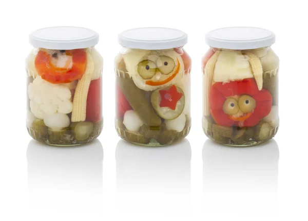 (ps yolları ile karışık turşu kavanozu)