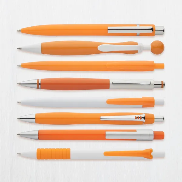 Orange pens collection, with PS path — Stock Photo, Image
