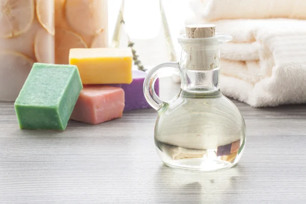 Masaj yağı ile renkli sabunlar