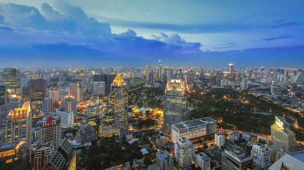 Bangkok Cityscape at twilight — Stock Photo, Image