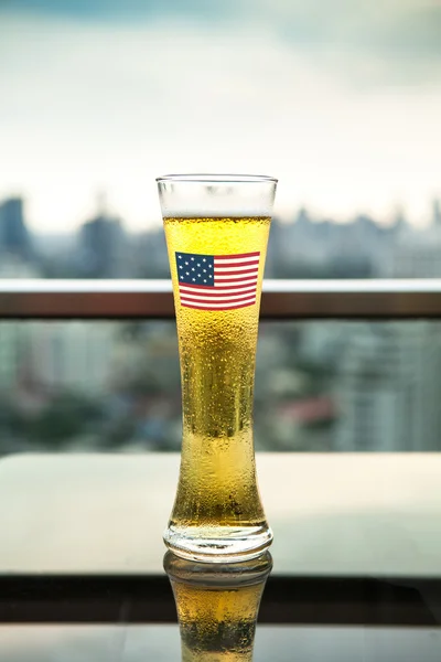 USA Flag on Beer Glass (with clipping path) — Stock Photo, Image
