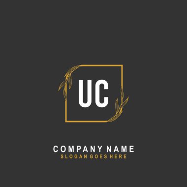 İlk harf UC imzası, güzellik monogramı ve zarif logo tasarımı, ilk imzadan oluşan el yazısı logosu, düğün, moda, çiçek ve botanik yaratıcı şablona sahip.