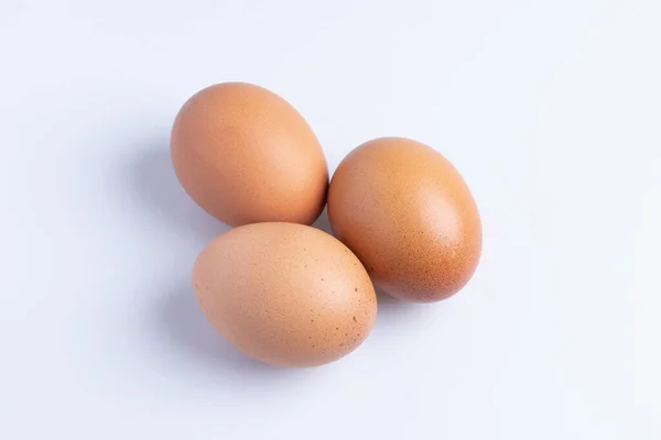 Свежие Куриные Яйца Белом Фоне — стоковое фото