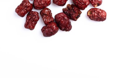 Kurumuş Çin jubası beyaz arka planda yığılmış. İzole edilmiş resim.