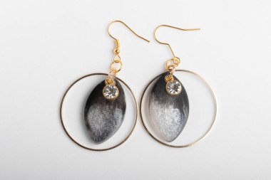 Resin earrings mixed with dried flowers