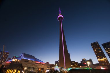 cn kulesi ve rogers merkezi - toronto, kanada - 31 Mayıs 2014