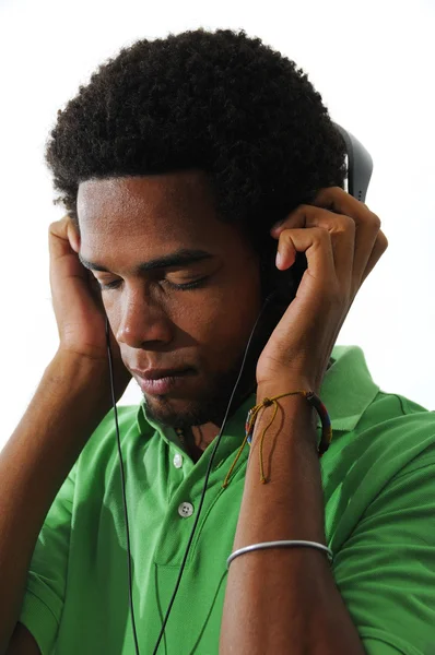 Africano americano hombre escuchar música — Foto de Stock