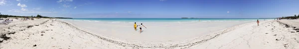 Panorama de playa tropical —  Fotos de Stock