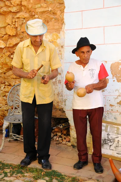 Trinidad, Küba sokakta oynarken üst düzey müzisyenler. Ekim 2008 — Stok fotoğraf