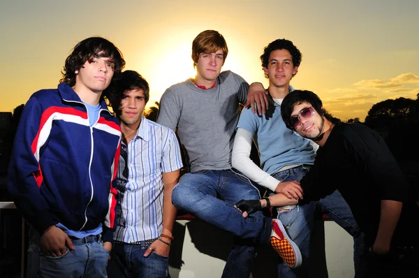 Adolescente grupo masculino — Foto de Stock