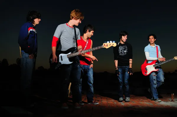 Jovem banda musicana — Fotografia de Stock