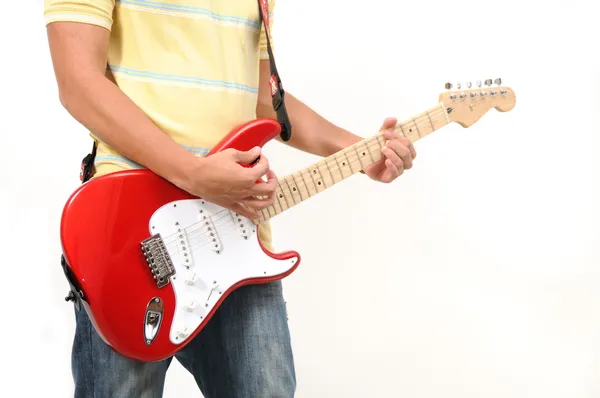 Man die elektrische gitaar speelt — Stockfoto