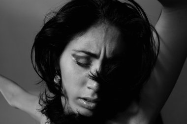 dramatik kadın portresi