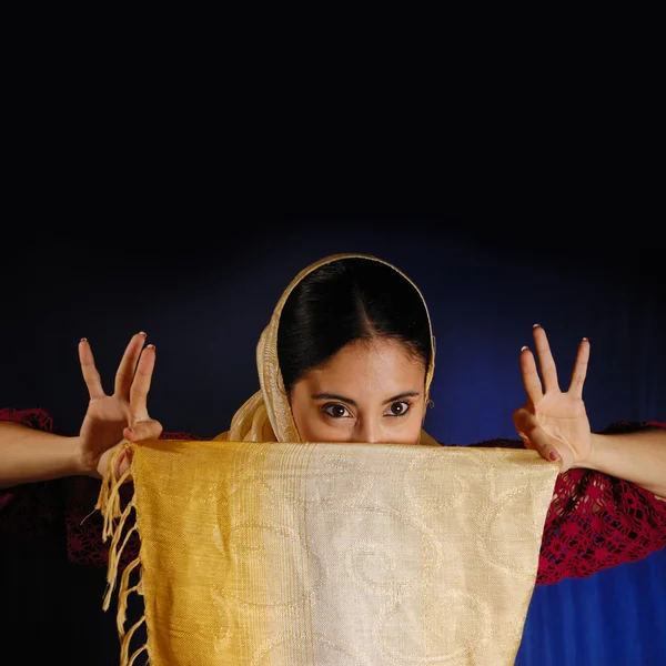 Indian woman peeking — Stock Photo, Image