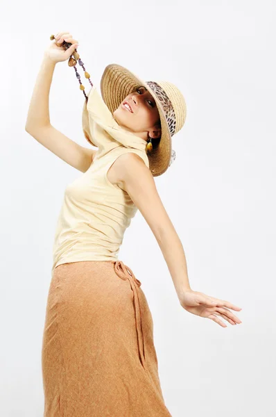 모자를 쓰고 패션 모델 — 스톡 사진