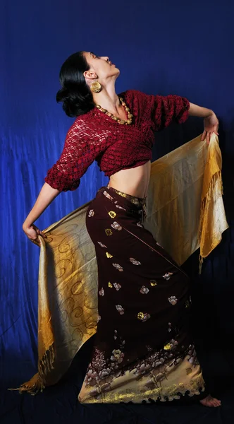 Giovane ballerina indiana — Foto Stock
