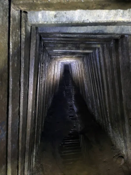 Tunnel Underground Sewage Collector Ribbed Walls Going Dark Perspective —  Fotos de Stock