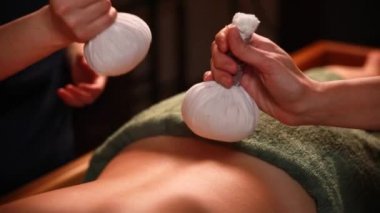 Spa salonu. Ayurvedik masaj