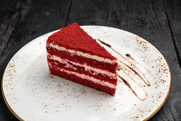 Pastel Chocolate Con Terciopelo Rojo — Foto de Stock
