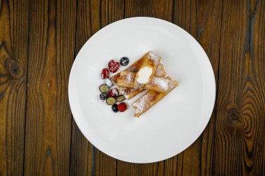 Tabakta leziz krepler.