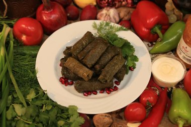 Yemek fotoğrafları, yemek fotoğrafları, et restoranları, hamur işleri, pastalar, biftekler, kebaplar salatalar, aperatifler ve borş birinci ve ikinci mezeler, sosisler ve sosisler şarap ve alkol hamur işleri.