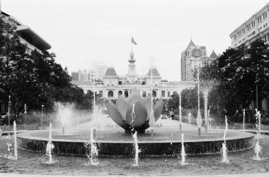 26 Ekim 2021 Salı sabahı. Yer Ho Chi Minh şehri. Siyah beyaz resim: Ho Chi Minh şehrinde manzara sokak yaşamı