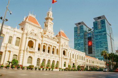 29 Kasım 2021 Salı sabahı. Yer Ho Chi Minh şehri. Manzara fotoğrafı: Ho Chi Minh şehrinde sokak hayatı