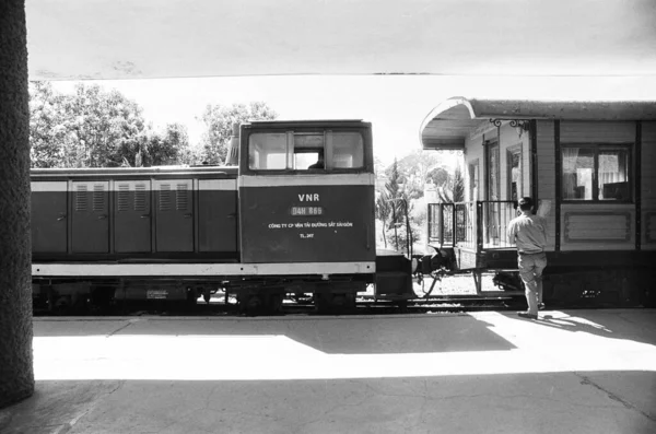 Black White Landscape Photo Film Lat Train Station Time March — Stock Photo, Image