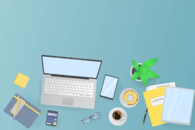 İş yeri, yönetim, finans ve kişisel ofis. Mesaj için yer. Yukarıdan bak. dizüstü bilgisayardaki defter ve ofis malzemeleri.