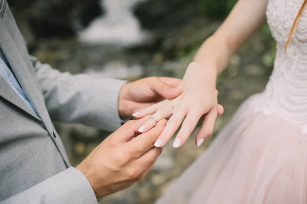 Matrimonio Ceremonia Boda Intercambio Anillos Cerca —  Fotos de Stock